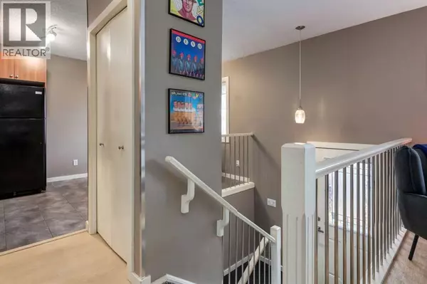 Calgary, AB T3B2M4,D, 4528 73 Street NW