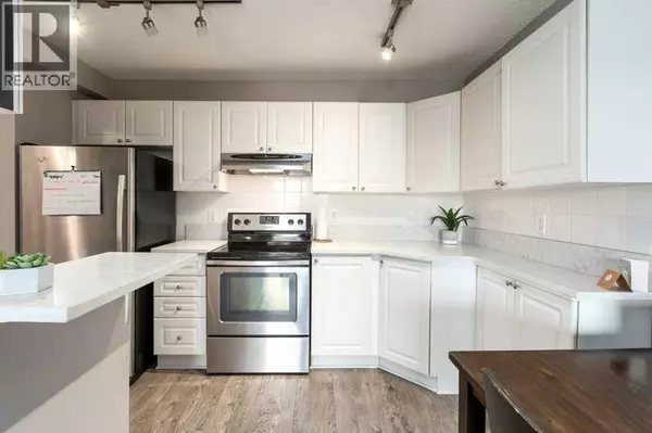 Calgary, AB T3C3N7,608, 1330 15 Avenue SW