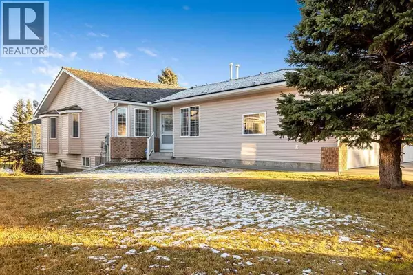 604 Riverside Drive NW, High River, AB T1V1S8