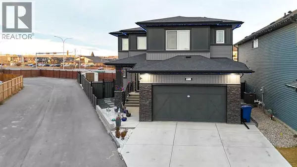 1153 Chinook Gate Bay SW, Airdrie, AB T4B5J1