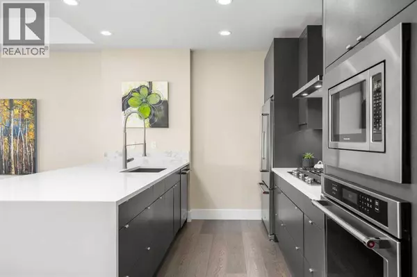 Calgary, AB T3E7Y9,303, 11 Burma Star Road SW