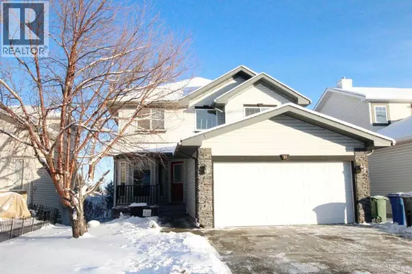 51 Westfall Crescent, Okotoks, AB T1S1V5