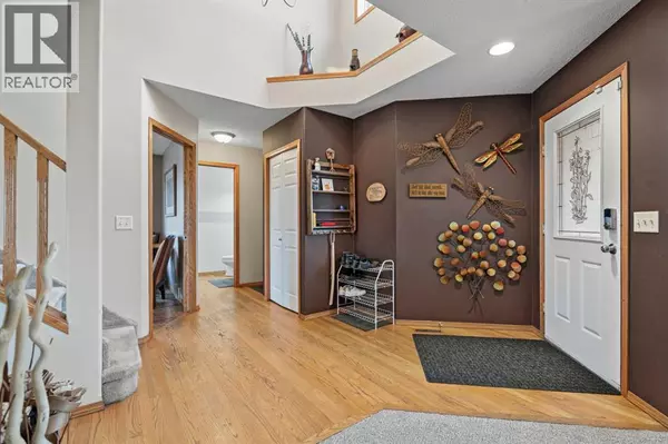 Okotoks, AB T1S1V5,51 Westfall Crescent