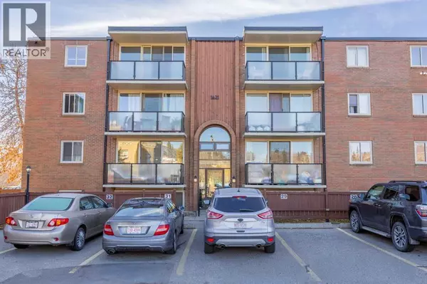 Calgary, AB T2N1Z7,438, 1421 7 Avenue NW