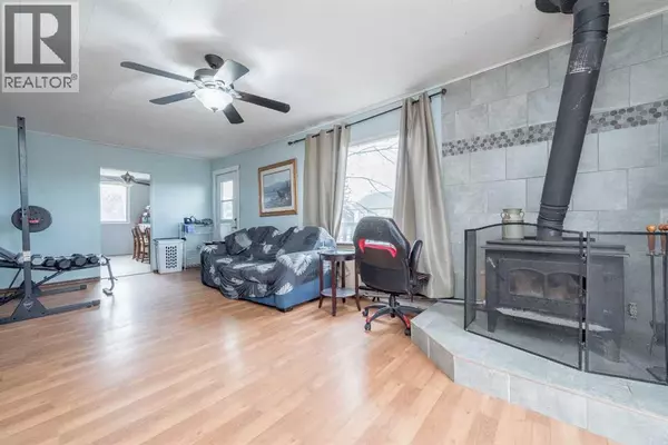 Grande Prairie, AB T8V1G1,10435 104 Avenue