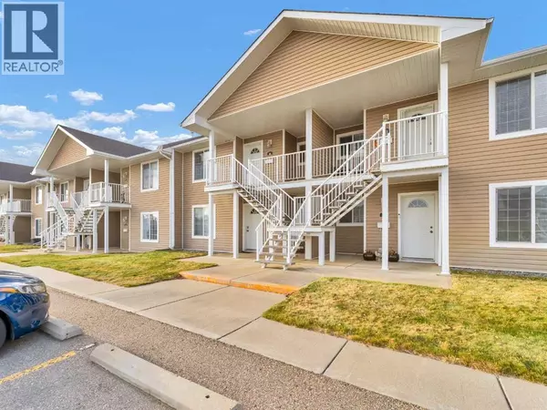 Medicine Hat, AB T1C0A8,29 Northlands Lane NE