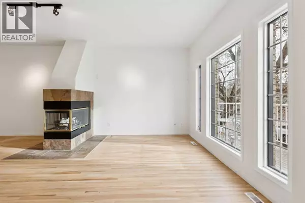 Calgary, AB T3E7G2,3330 19 Avenue SW