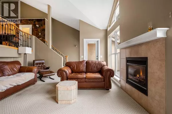 Calgary, AB T3H3J9,702 Patterson View SW