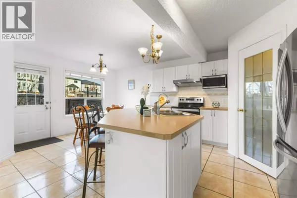 Calgary, AB T3G4L8,26 Arbour Butte Way NW