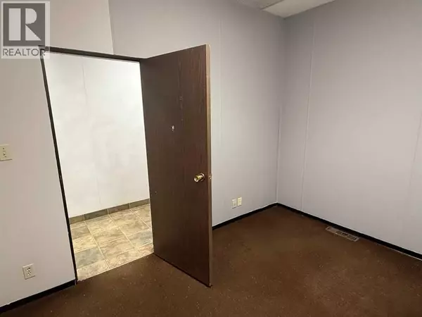 Suite # 20, 5125 50 Avenue, Vermilion, AB T9X1A8