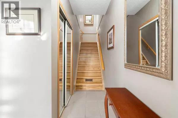 Calgary, AB T3H3R5,90 Patina Rise SW