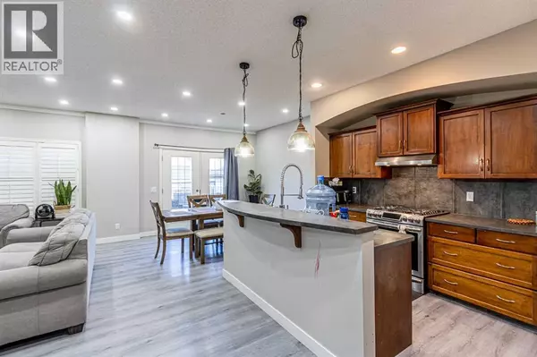 Chestermere, AB T1X1R8,183 West Creek Landing