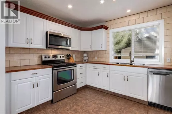 Calgary, AB T2A1H6,1321 39 Street SE