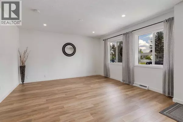 Calgary, AB T2A1H6,1321 39 Street SE