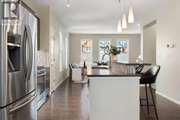 Calgary, AB T3H0X3,420 Ascot Circle SW