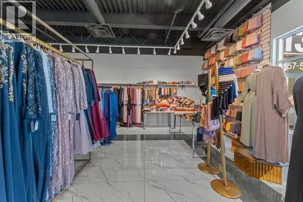 Calgary, AB T1Y0B3,3131 27 Street