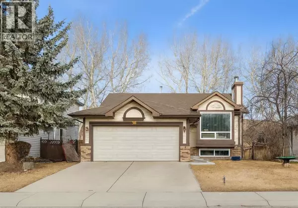 36 Riverview Drive, Cochrane, AB T4C1K1