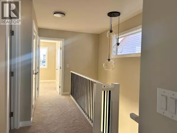 Calgary, AB T3S0L6,130 Sora Gardens SE