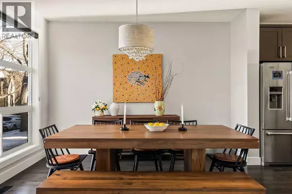 Calgary, AB T2M1S5,447B 23 Avenue NW