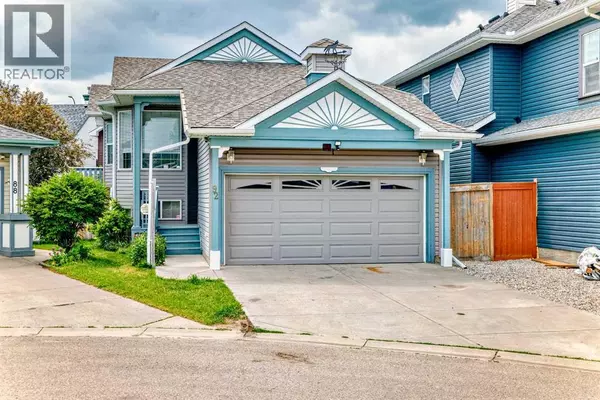 92 Martha's Haven Gardens NE, Calgary, AB T3J3W1