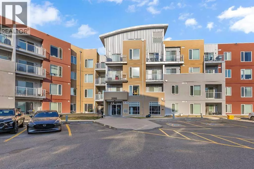 Airdrie, AB T4A0G6,2416, 604 East Lake Boulevard