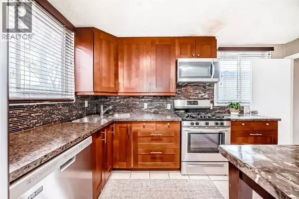 Calgary, AB T2B0S9,3042 31A Street SE