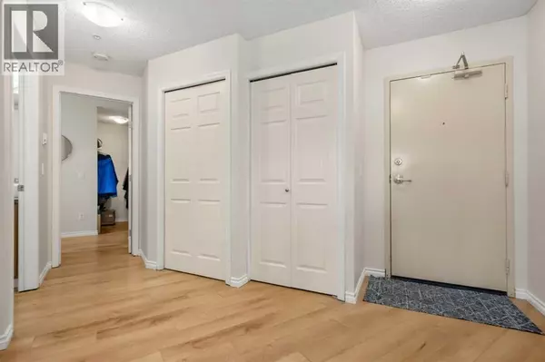 Airdrie, AB T4B0L5,2121, 700 Willowbrook Road NW