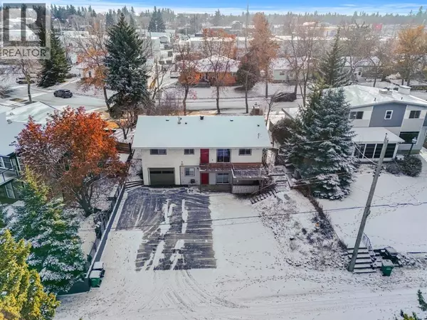 5714 48B Avenue, Camrose, AB T4V0L7