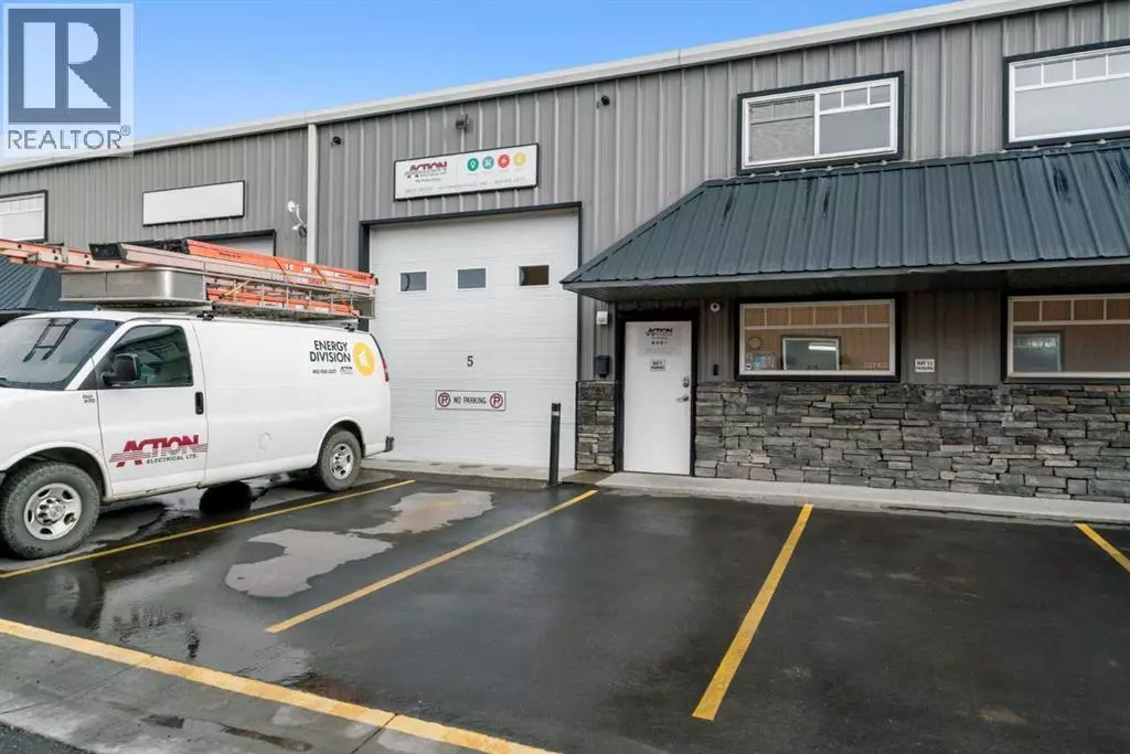 Cochrane, AB T4C0A2,5, 30 Griffin Industrial Point