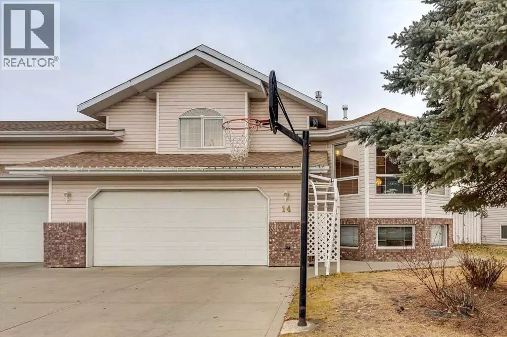 Red Deer, AB T4R2P2,14 Lawrence Crescent