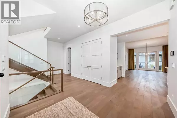 Calgary, AB T2T3R2,3637 13 Street SW