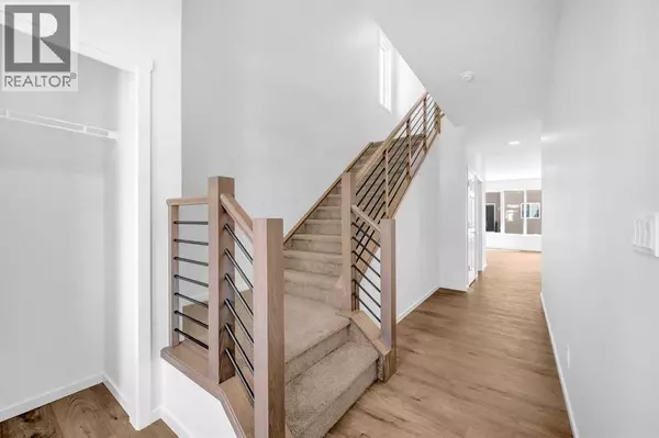 Airdrie, AB T4B5V1,2034 Southwinds Row SW