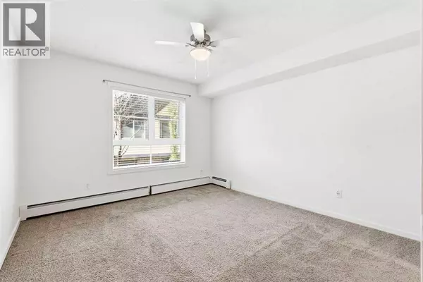 Calgary, AB T2Z1J5,4207, 279 Copperpond Common SE