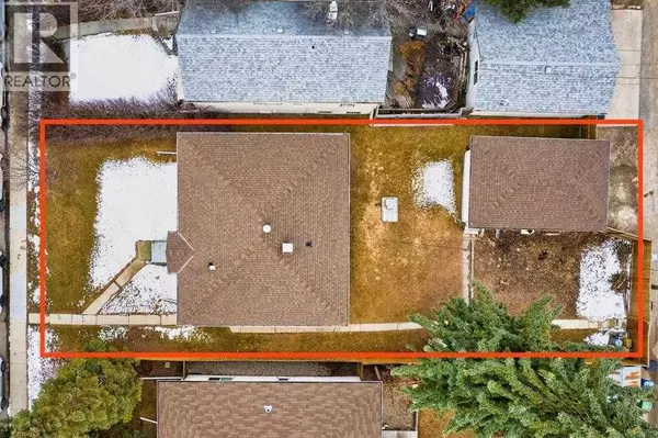 Calgary, AB T2E2G1,227 31 Avenue NE