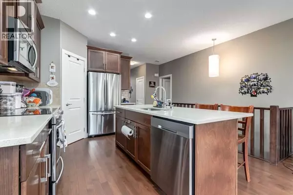 Calgary, AB t2x0z1,125 Walden Rise SE