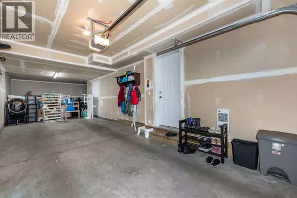 Calgary, AB T3R0T9,408 Nolanfield Villas NW