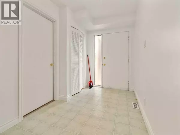 Lethbridge, AB T1H4X9,5, 1520 23 Avenue N