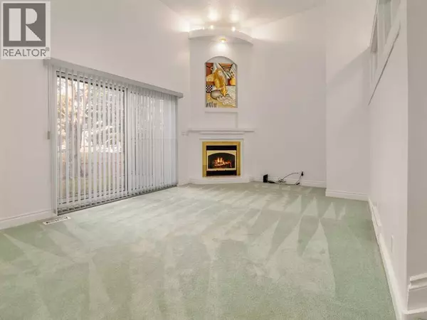 Lethbridge, AB T1H4X9,5, 1520 23 Avenue N