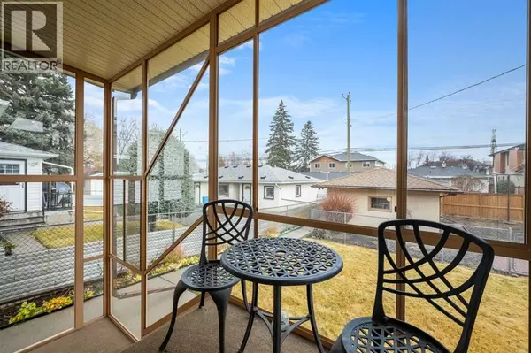 Calgary, AB T2E5M5,1228 Richland Road NE