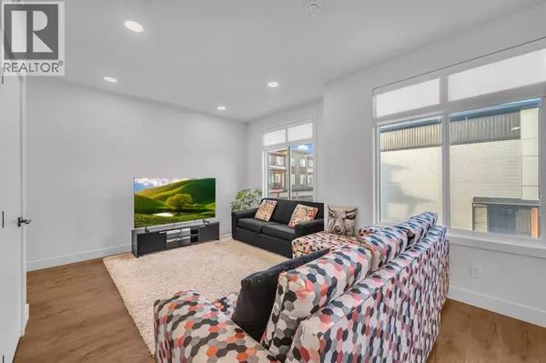 Calgary, AB T3J2H8,609, 10060 46 Street NE