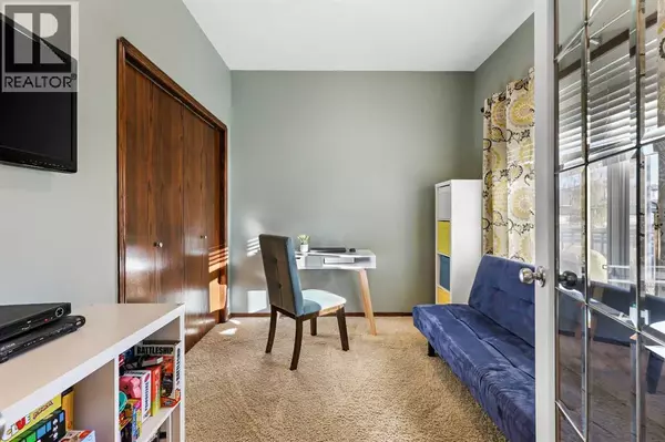 Strathmore, AB T1P0A4,100 Hillcrest Boulevard