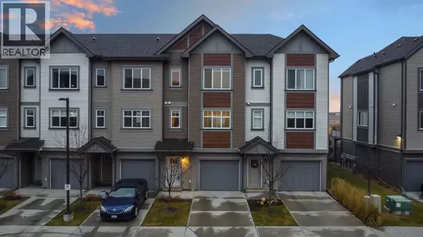 116 Copperstone Villas SE, Calgary, AB T3Z5E3