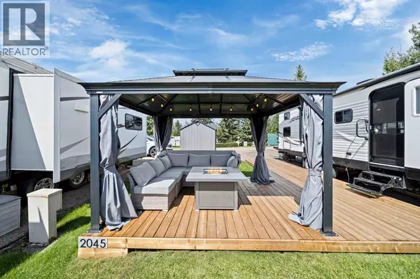 Rural Red Deer County, AB T0M1R0,2045, 25054 South Pine Lake Road