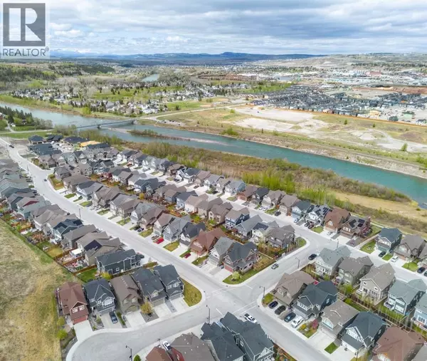 50 Riviera View, Cochrane, AB T4C0Y7