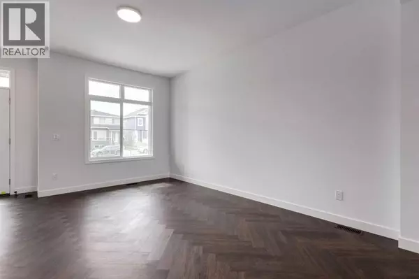 Cochrane, AB T4C2C1,90 Agate Road