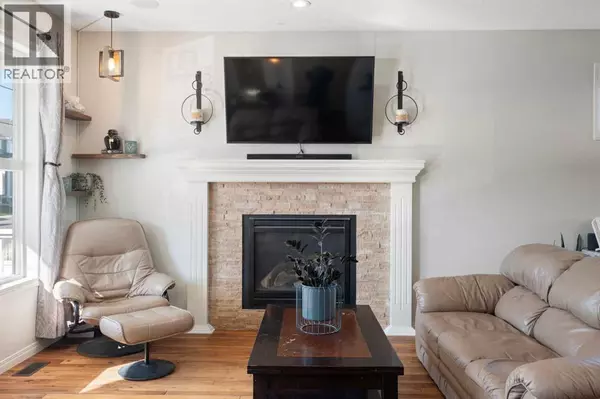 Cochrane, AB T4C0R9,75 River Heights Boulevard