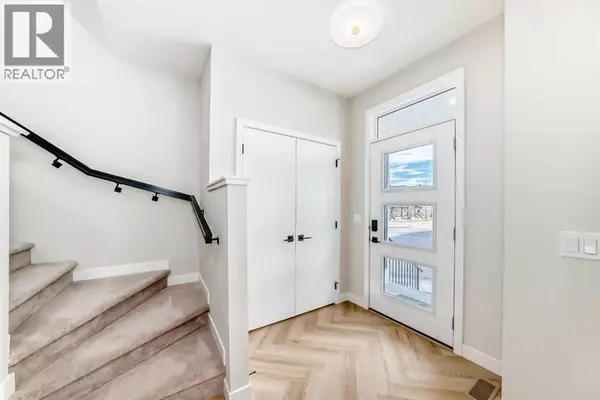 Cochrane, AB T4C2Y6,409 Clydesdale Avenue