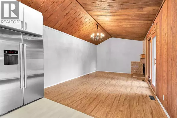 Calgary, AB T2A4L7,319, 5404 10 Avenue SE