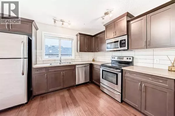 Cochrane, AB t4c0r1,16 Fireside Way