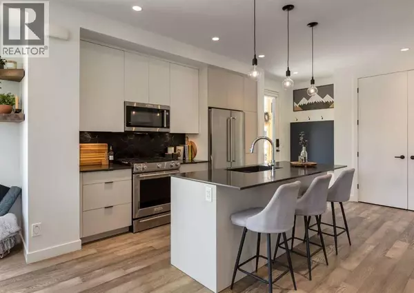 Calgary, AB T2T2T2,4905 16 Street SW